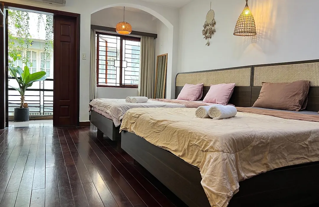 Co Homestay Saigon Center-1